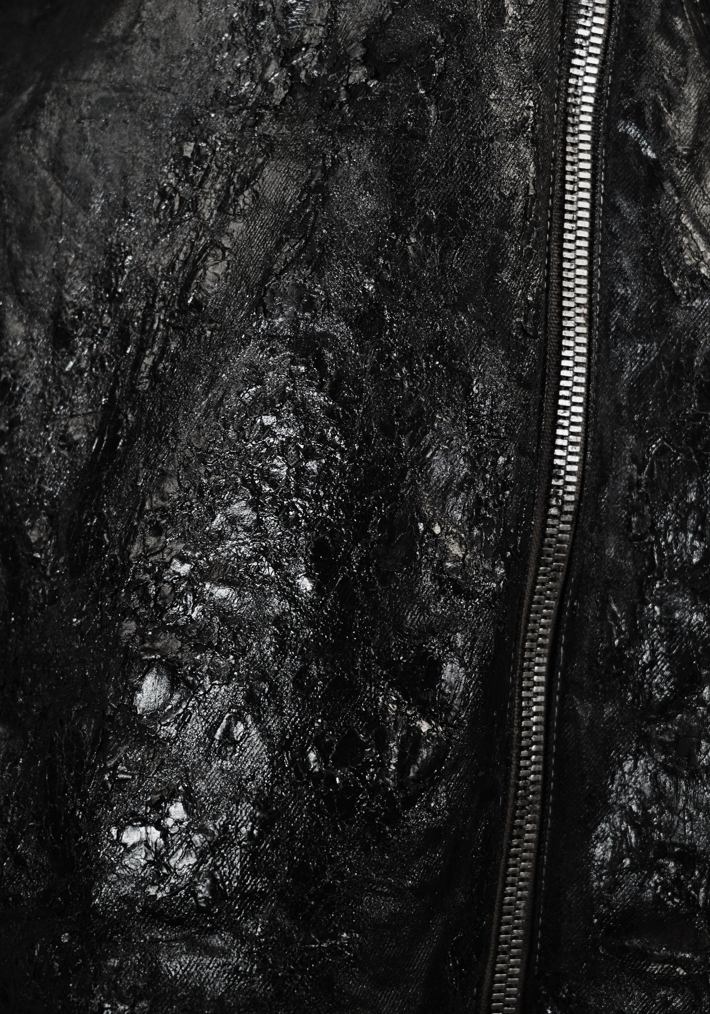 "FERGUS" BACKZIP MAC SLEEVELESS COCOON JACKET - GLASS